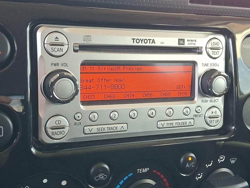 Used 2014 Black Toyota Base image 17