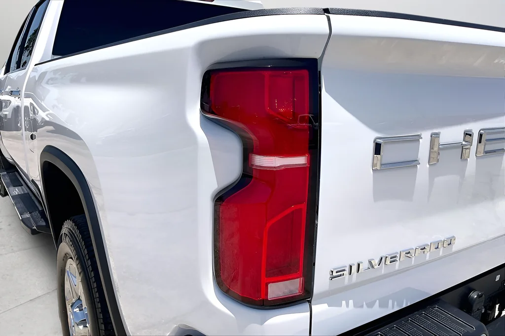Used 2026 White Chevrolet LTZ image 30