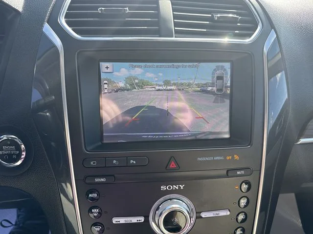 Used 2019 Blue Metallic Ford Limited image 26