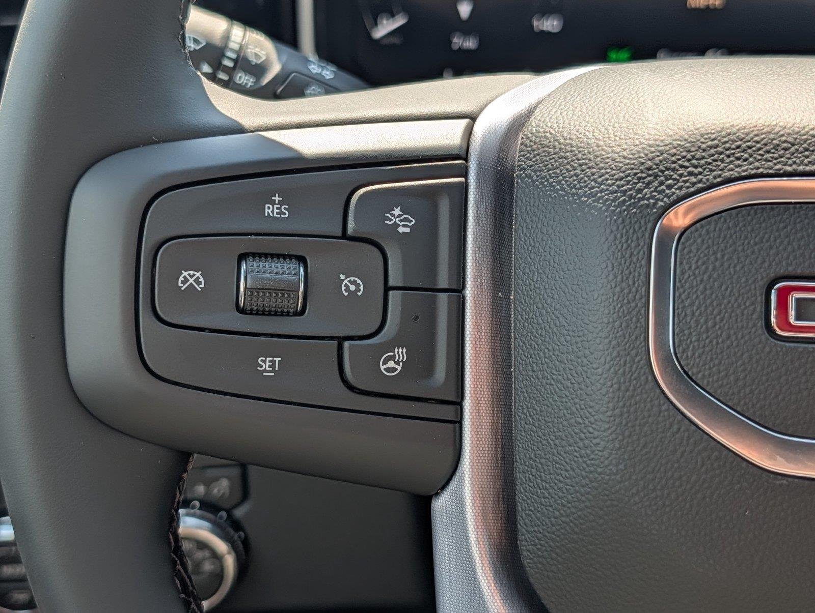 New 2026 Sterling Metallic GMC Elevation image 24
