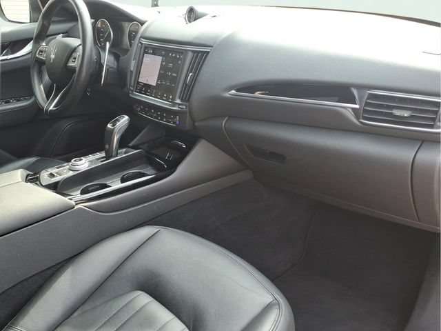 Used 2023 Black Maserati Modena image 22