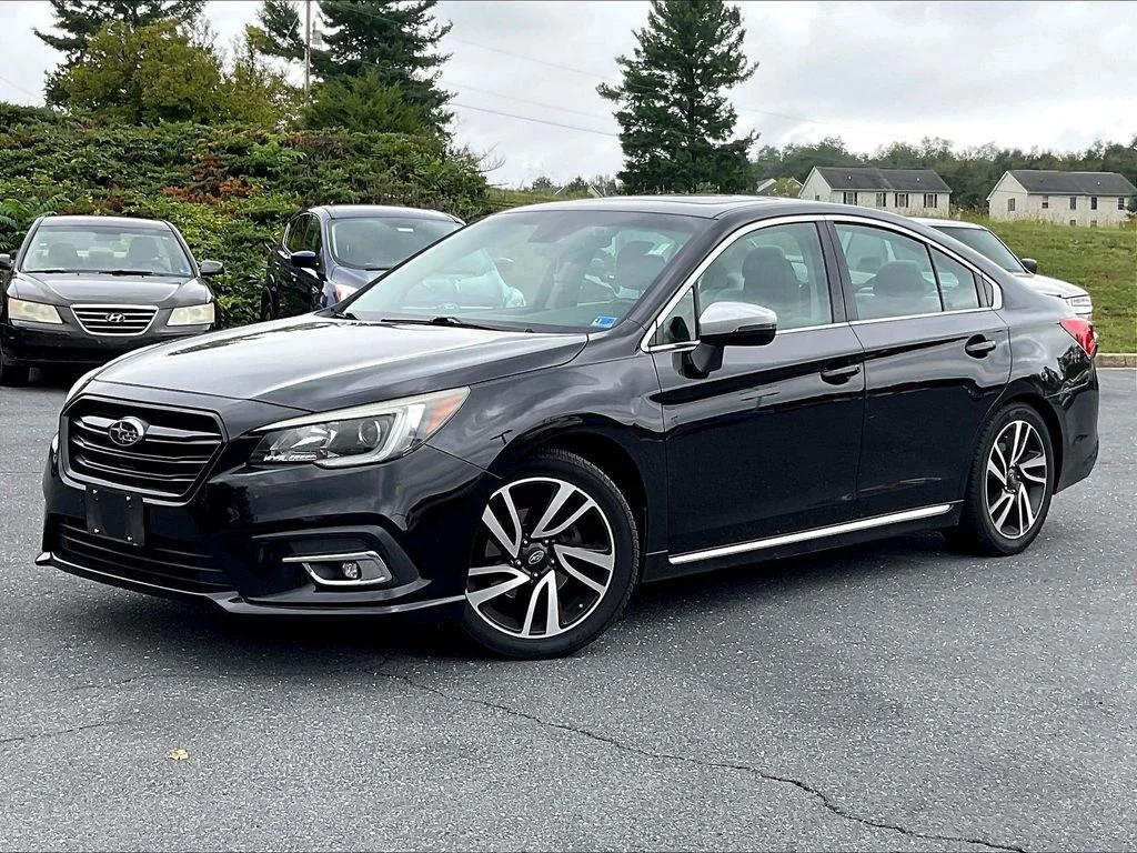 Used 2019 Crystal Black Silica Subaru 2.5i image 2