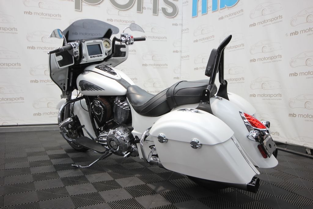 Used 2017 White Indian N17TCNAAAS image 4