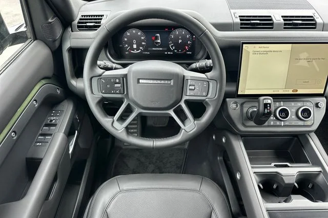 New 2026 Woolstone Green Land Rover S image 13