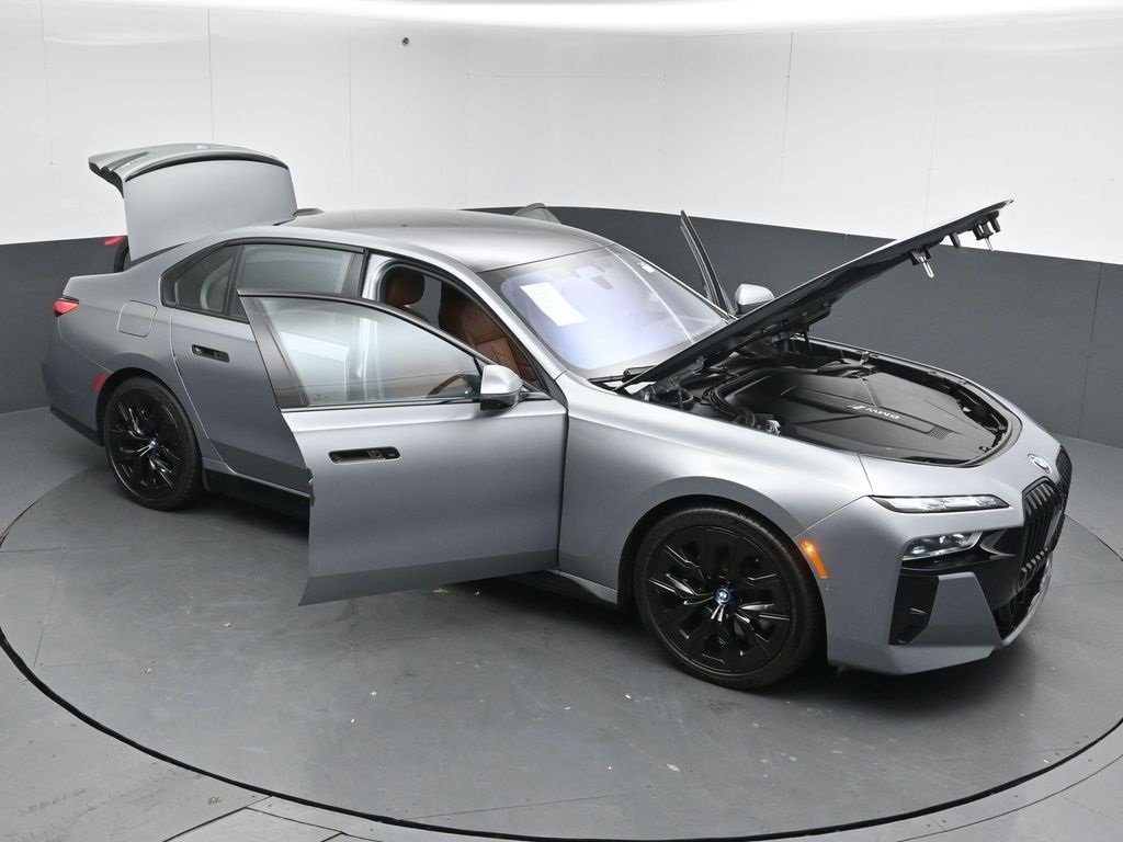 2023 BMW I7 - Image 35