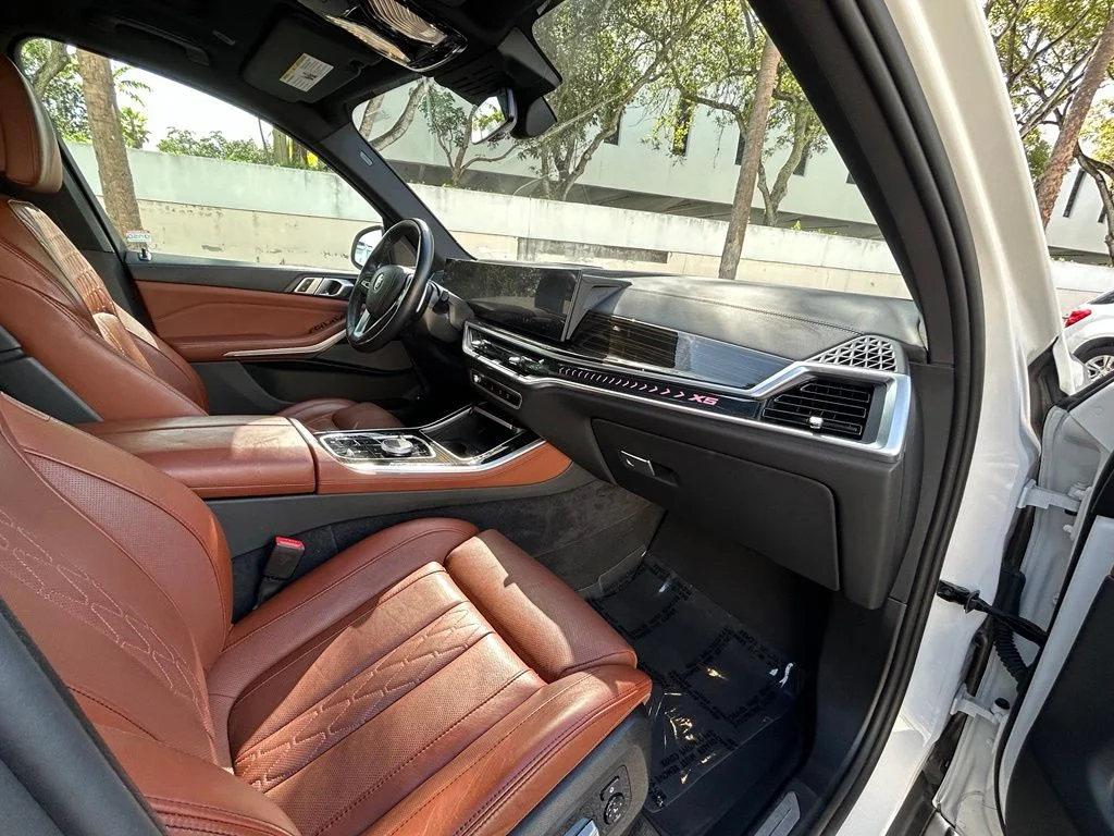 Certified Used 2025 White BMW xDrive50e image 32