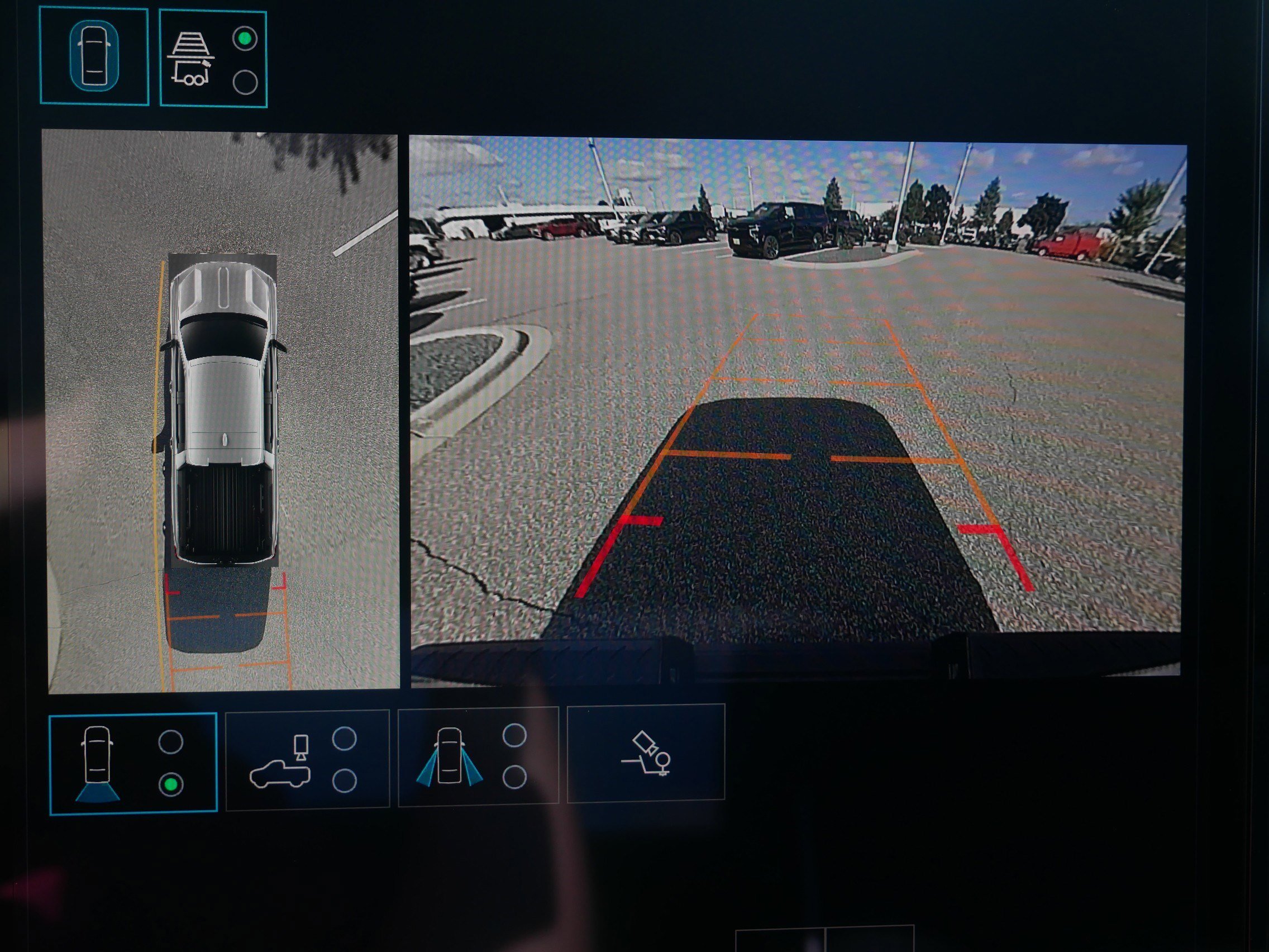 2026 GMC Sierra EV Elevation - Photo 10