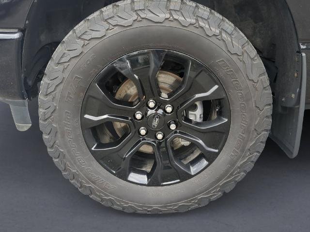 Used 2023 Black Ford  image 11