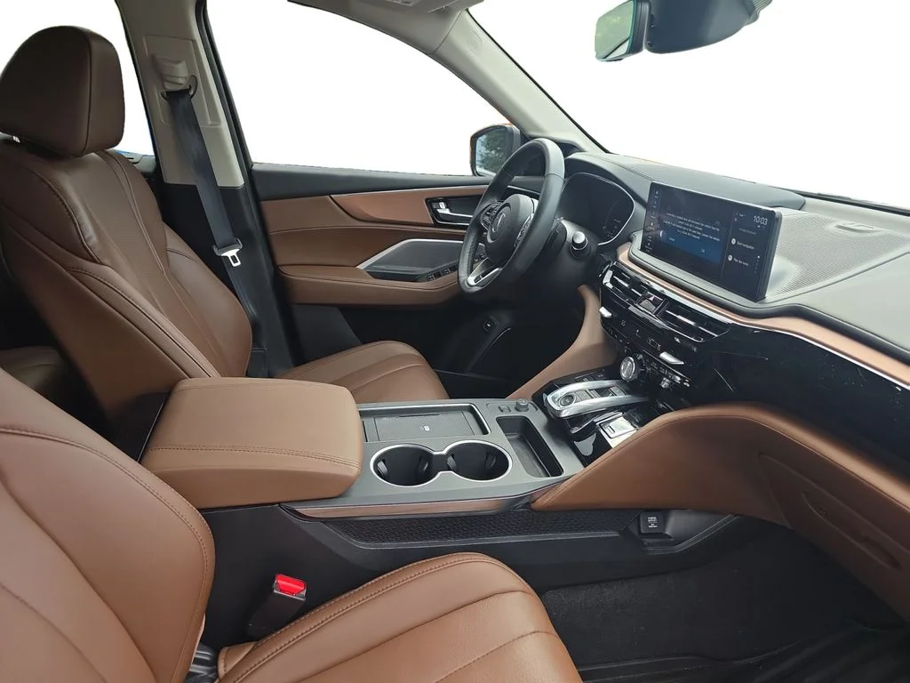 Certified Used 2025 Liquid Carbon Metallic Acura Technology Package image 24