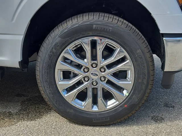 New 2026 White Ford XLT image 41