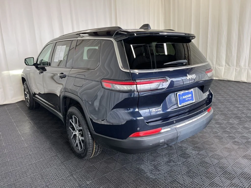 Used 2023 Black Jeep Limited image 26