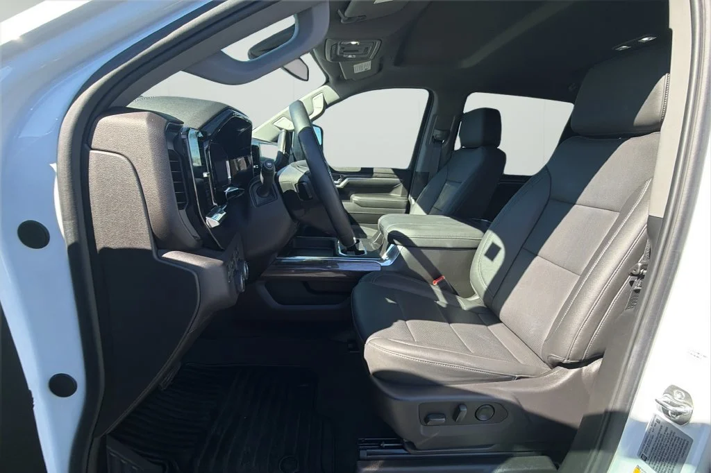 Certified Used 2025 Summit White Chevrolet LTZ DRW image 18