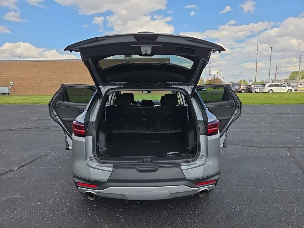 Used 2024 Gray Chevrolet LT image 22