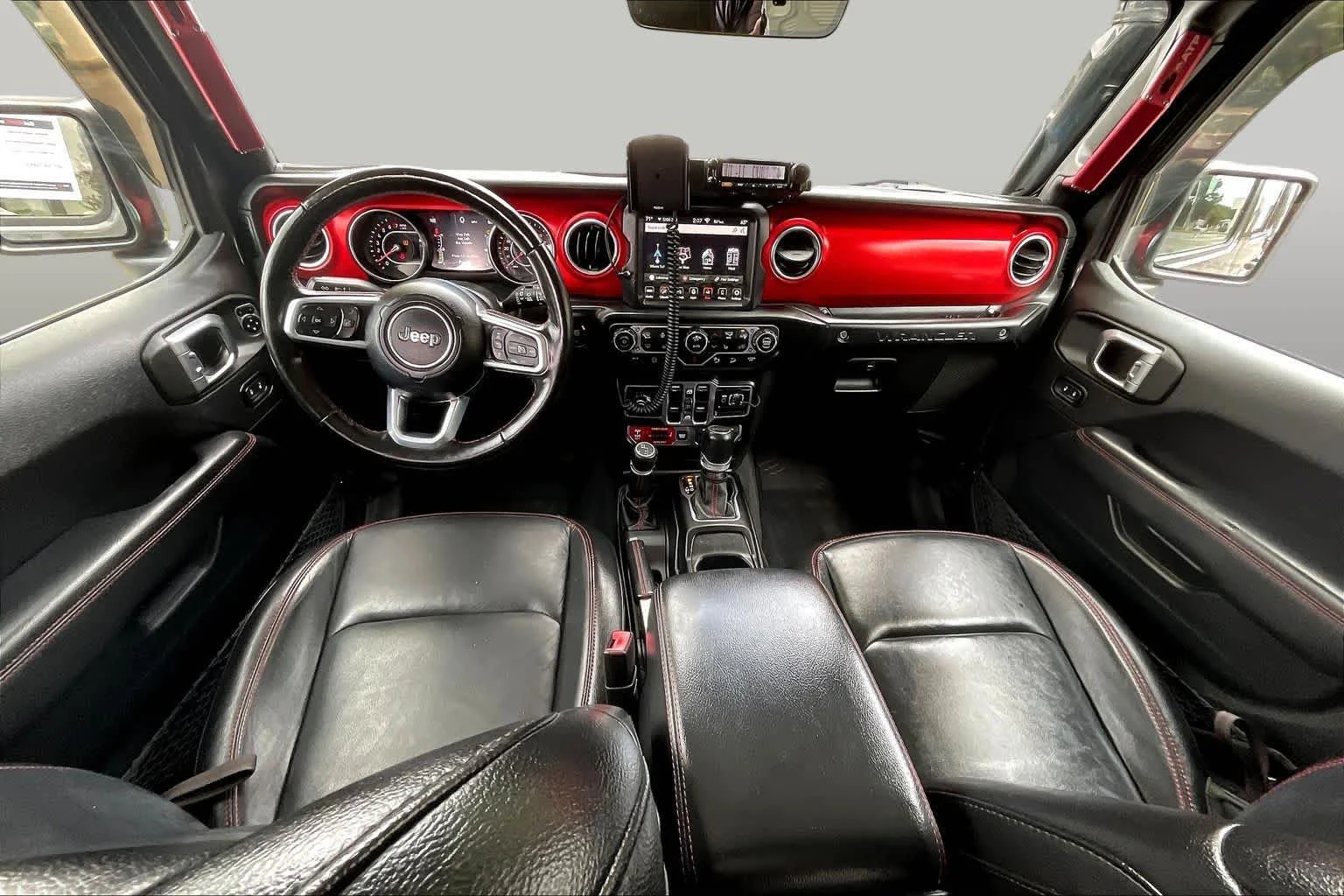 Used 2020 Granite Crystal Metallic Clearcoat Jeep Rubicon image 16
