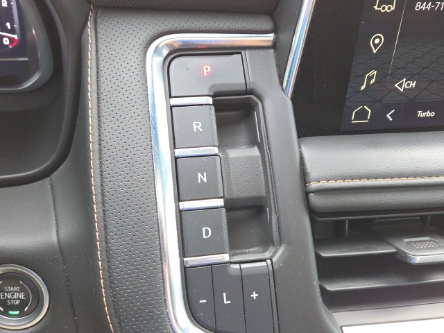 Used 2023 Silver GMC AT4 image 39
