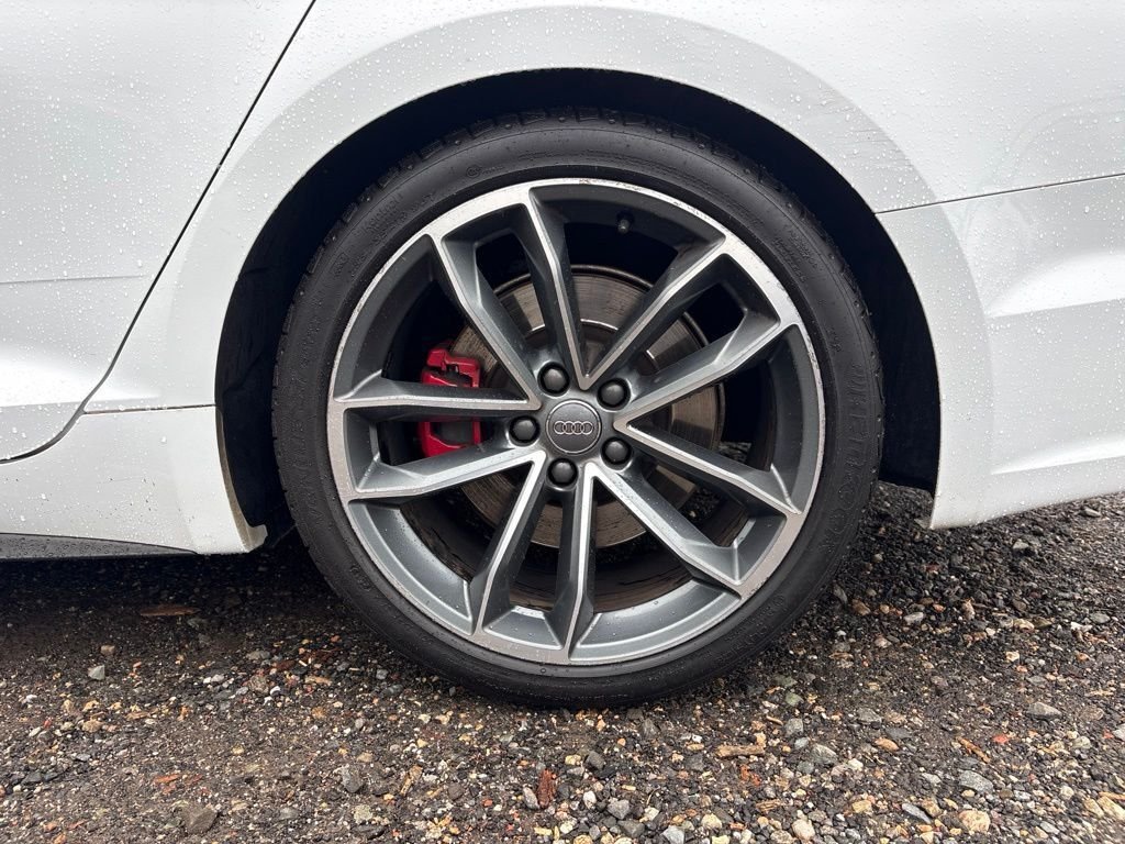 Used 2019  Audi Premium Plus image 20