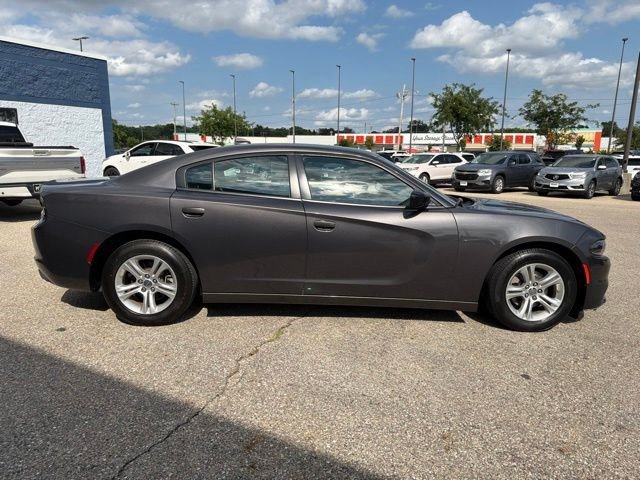 Used 2023 Granite Pearlcoat Dodge SXT image 6