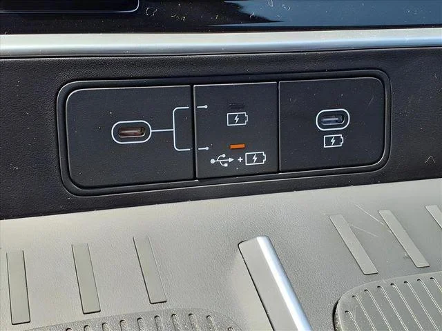 New 2026 Black Hyundai Limited image 18