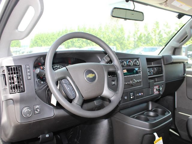2026 Chevrolet Express Cargo Work Van - Photo 6