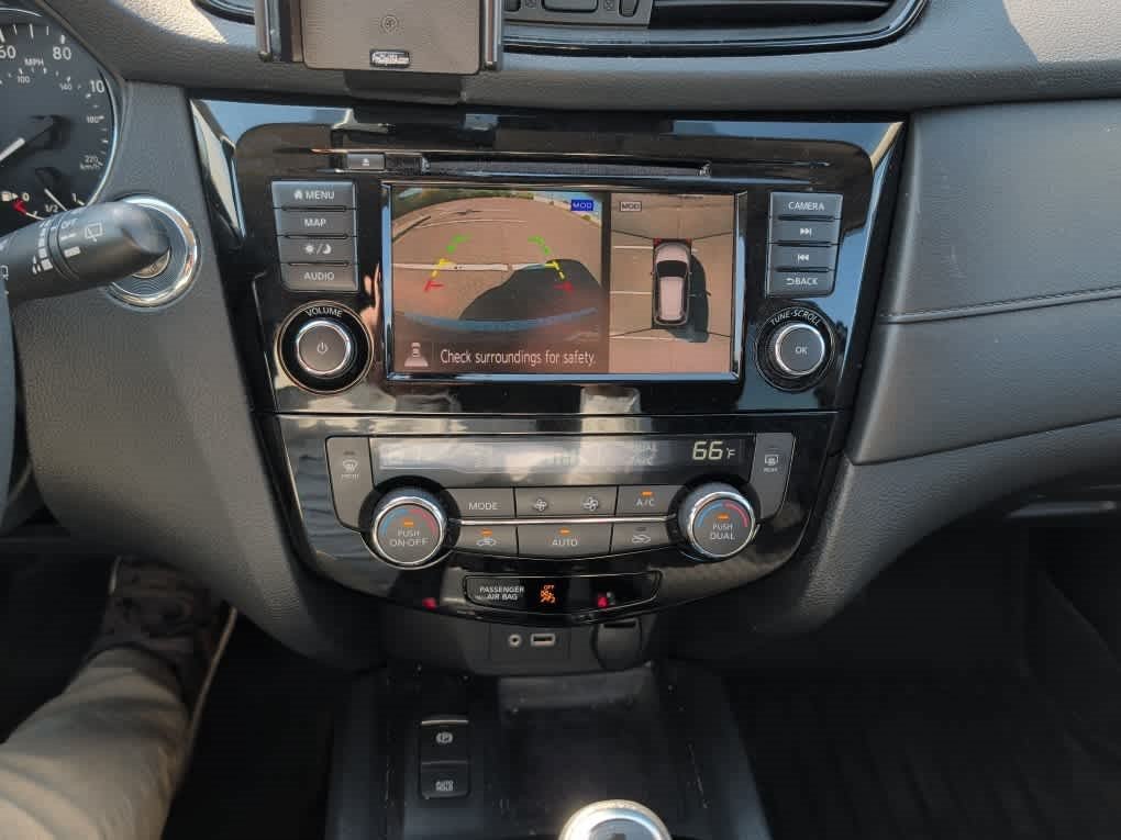 Used 2020 Gun Metallic Nissan SV image 16
