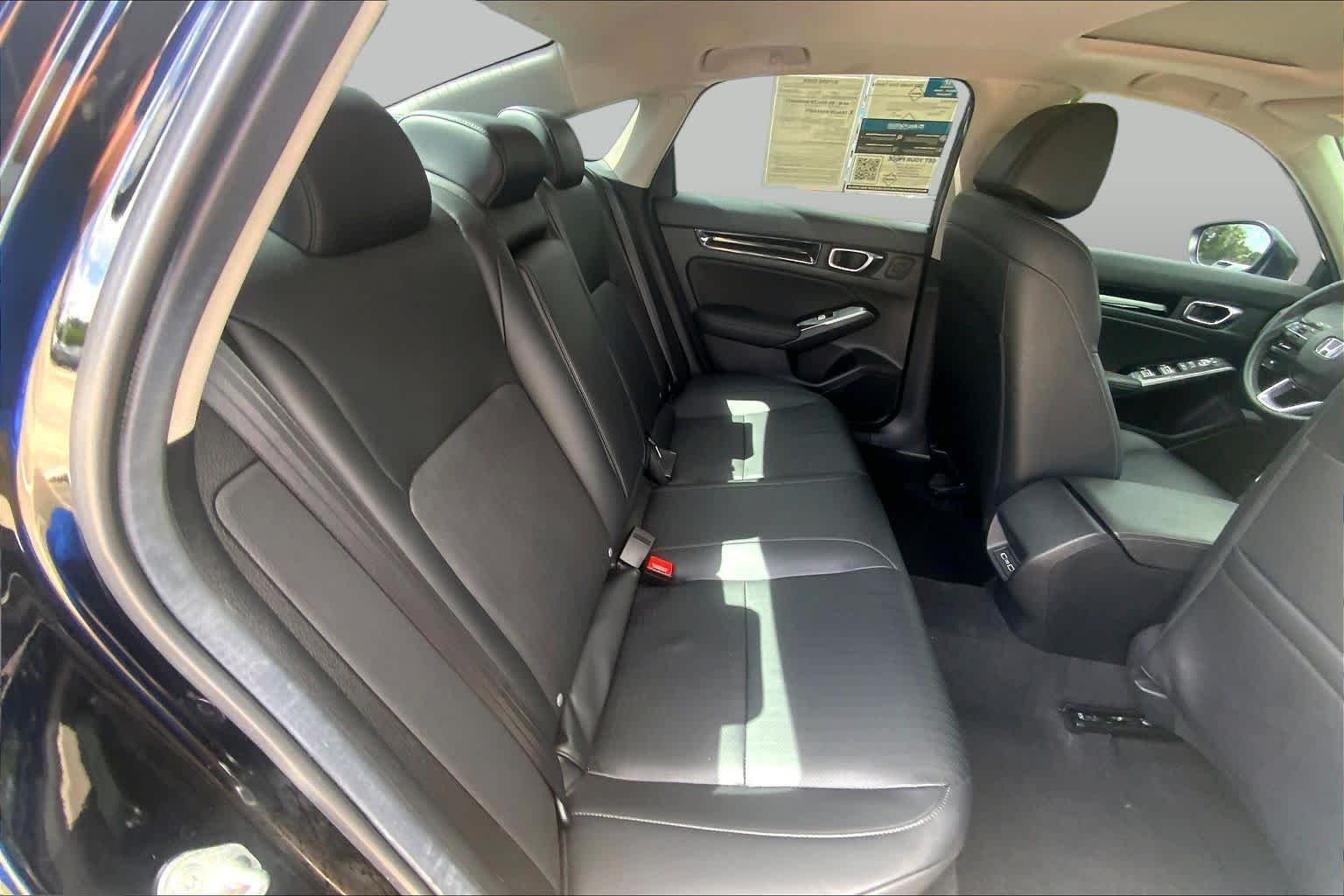 Used 2024 Crystal Black Pearl Honda Touring image 19