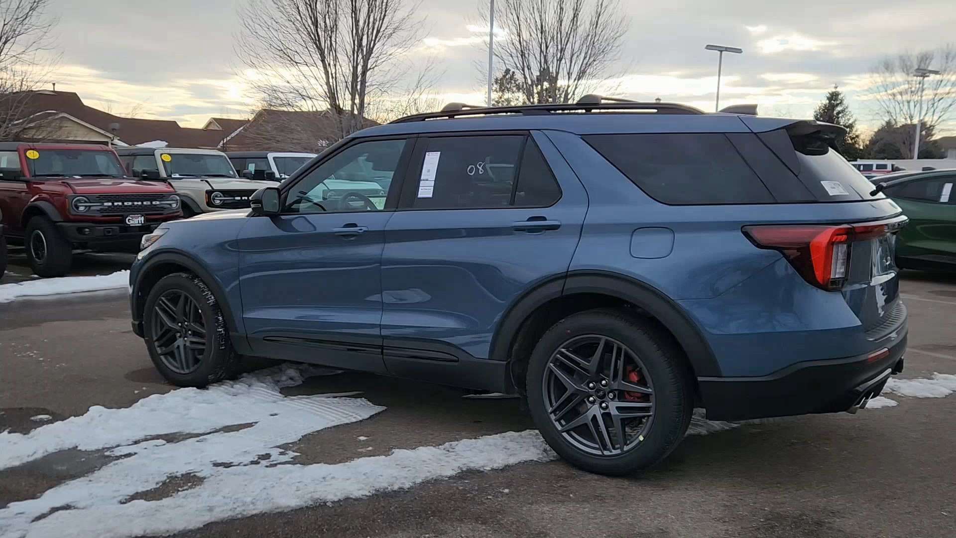 2026 Ford Explorer ST - Photo 24