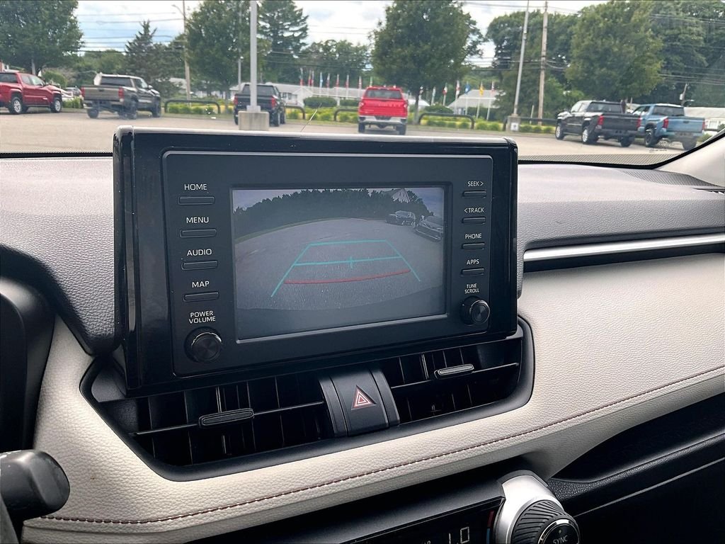 Used 2019 Black Toyota XLE image 17