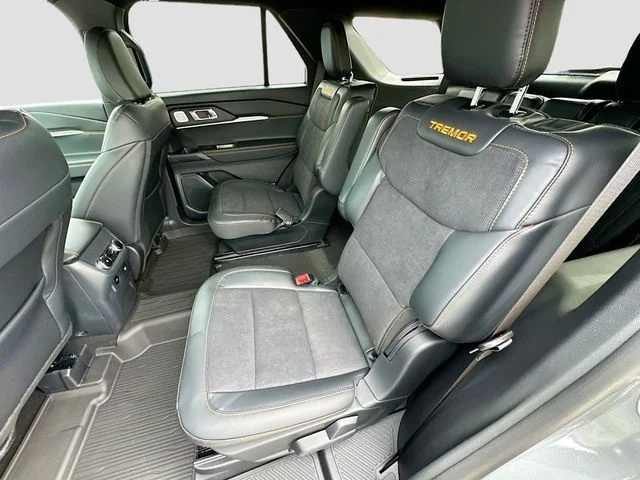 New 2026 Gray Metallic Ford Tremor image 17