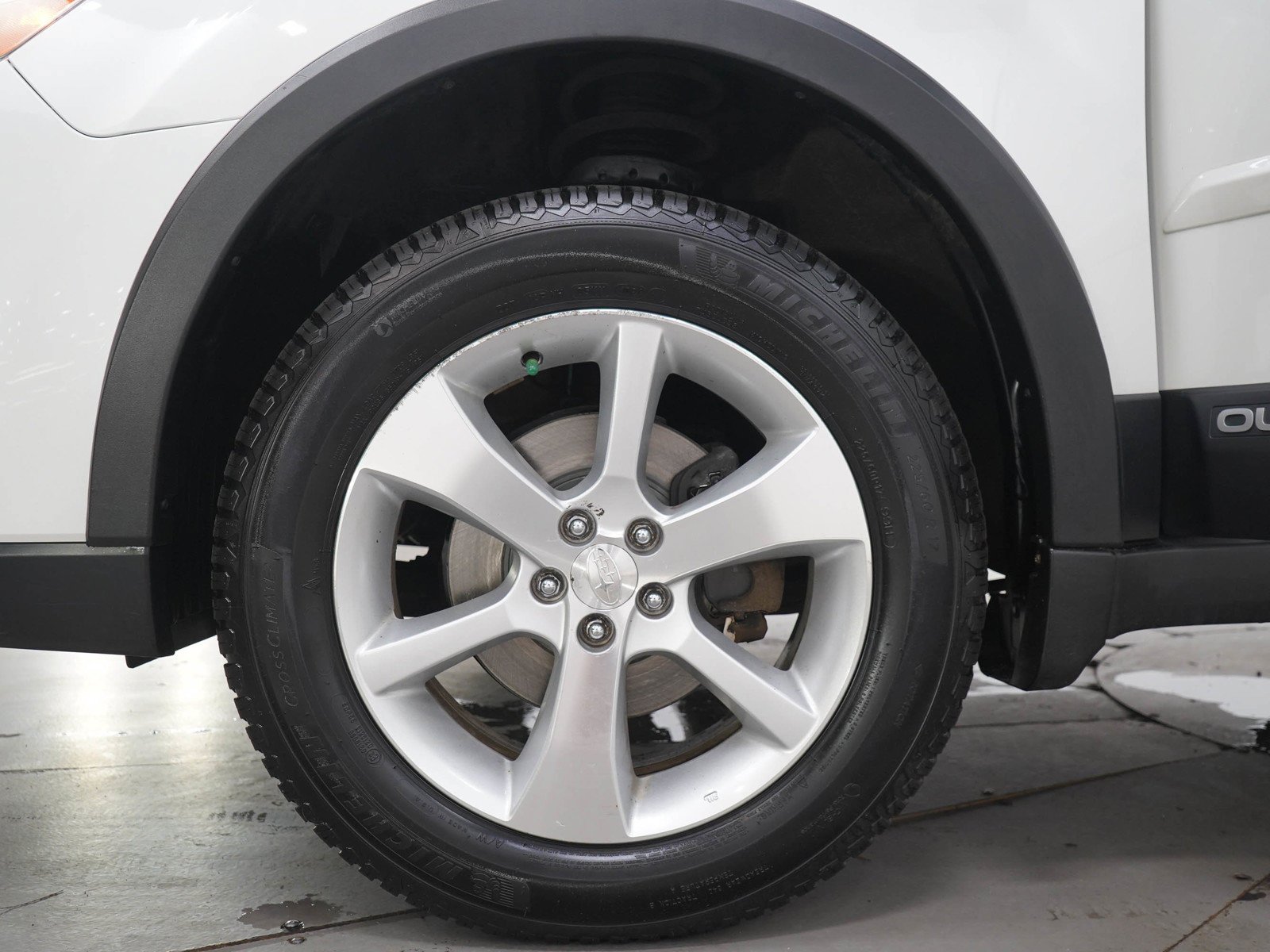 Used 2014 Satin White Pearl Subaru 2.5i image 29