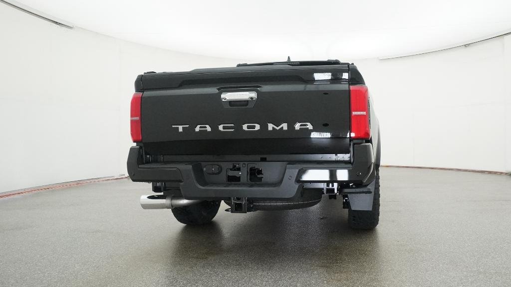 2025 Toyota Tacoma Limited - Photo 36