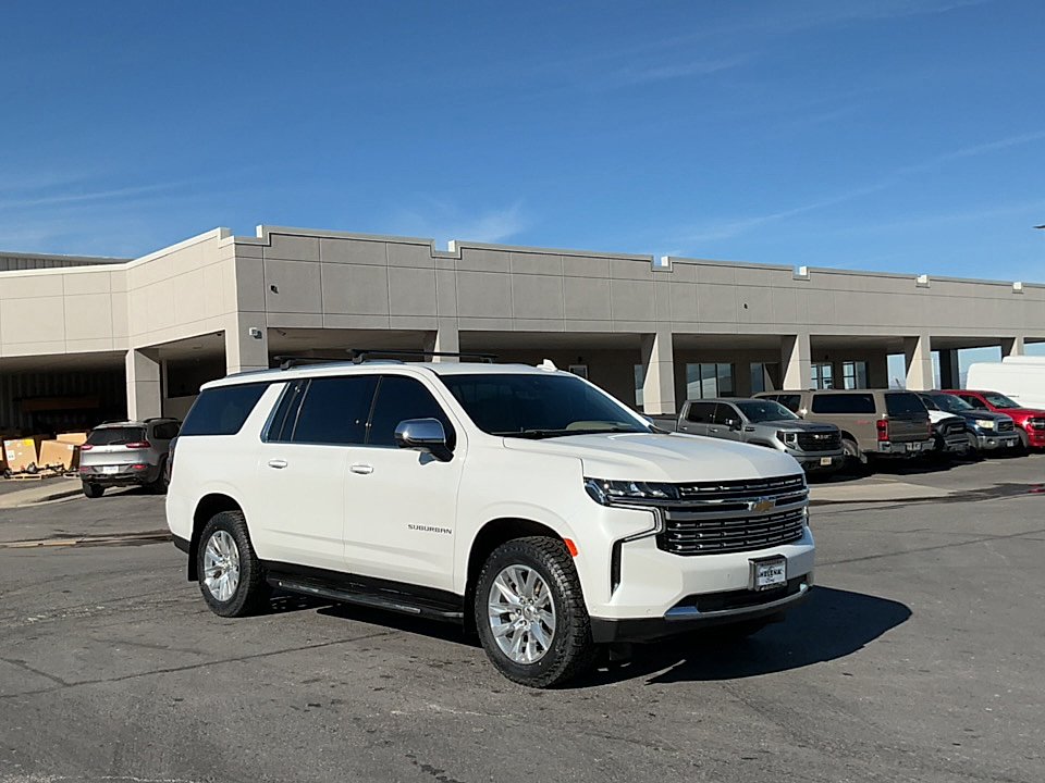 Used 2024 Iridescent Pearl Tricoat Chevrolet 4WD Premier image 7
