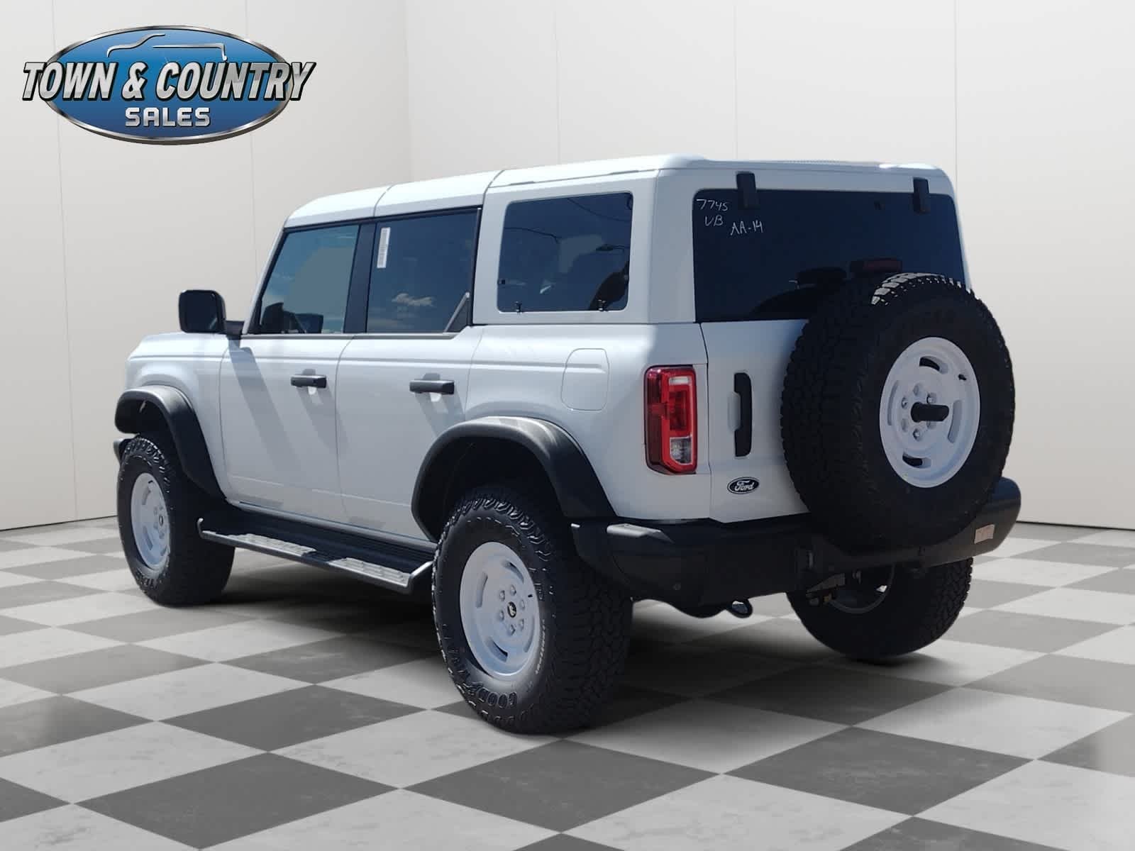 New 2026 Oxford White Ford Heritage Edition image 4