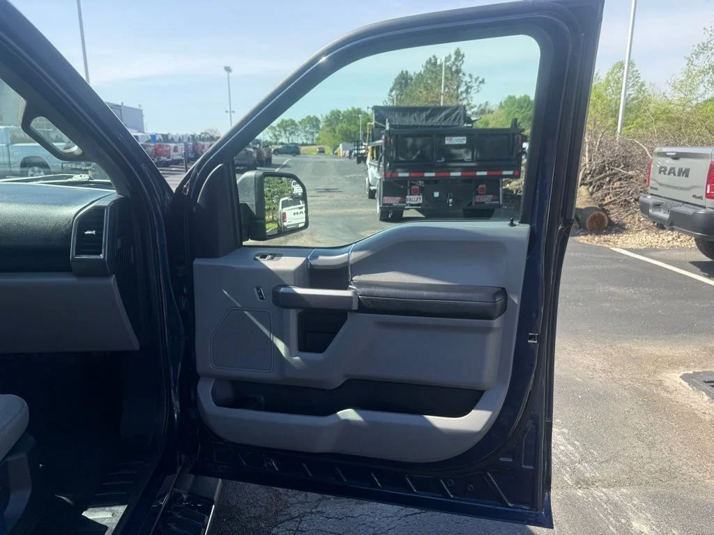 Used 2019 Gray Ford XLT image 51