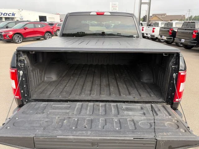 Used 2019 Black Metallic Ford XL image 7