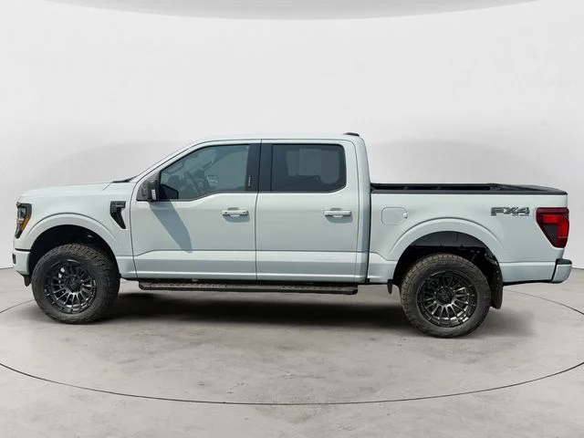 Used 2024 White Ford XLT image 8