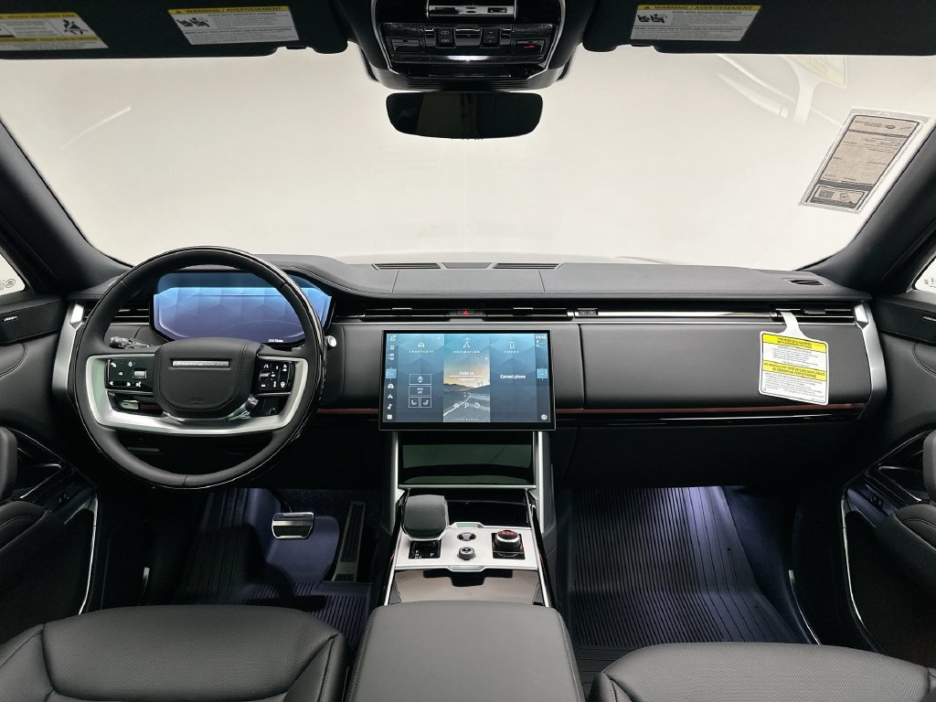 New 2027 Charente Grey Prem Met Land Rover SE image 8