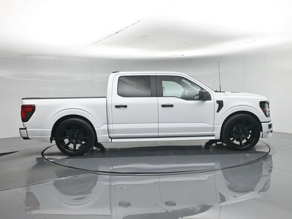 New 2026 Oxford White Ford STX image 24