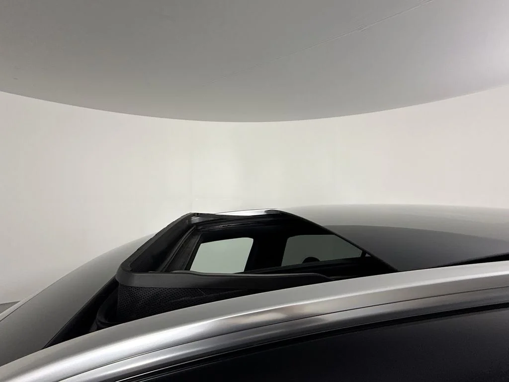 New 2026 Black Mercedes-Benz GLC 300 image 23
