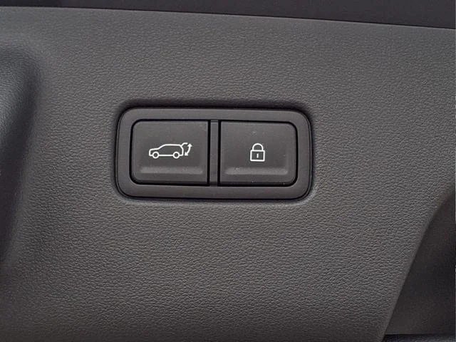 New 2026 Black Hyundai SEL image 7