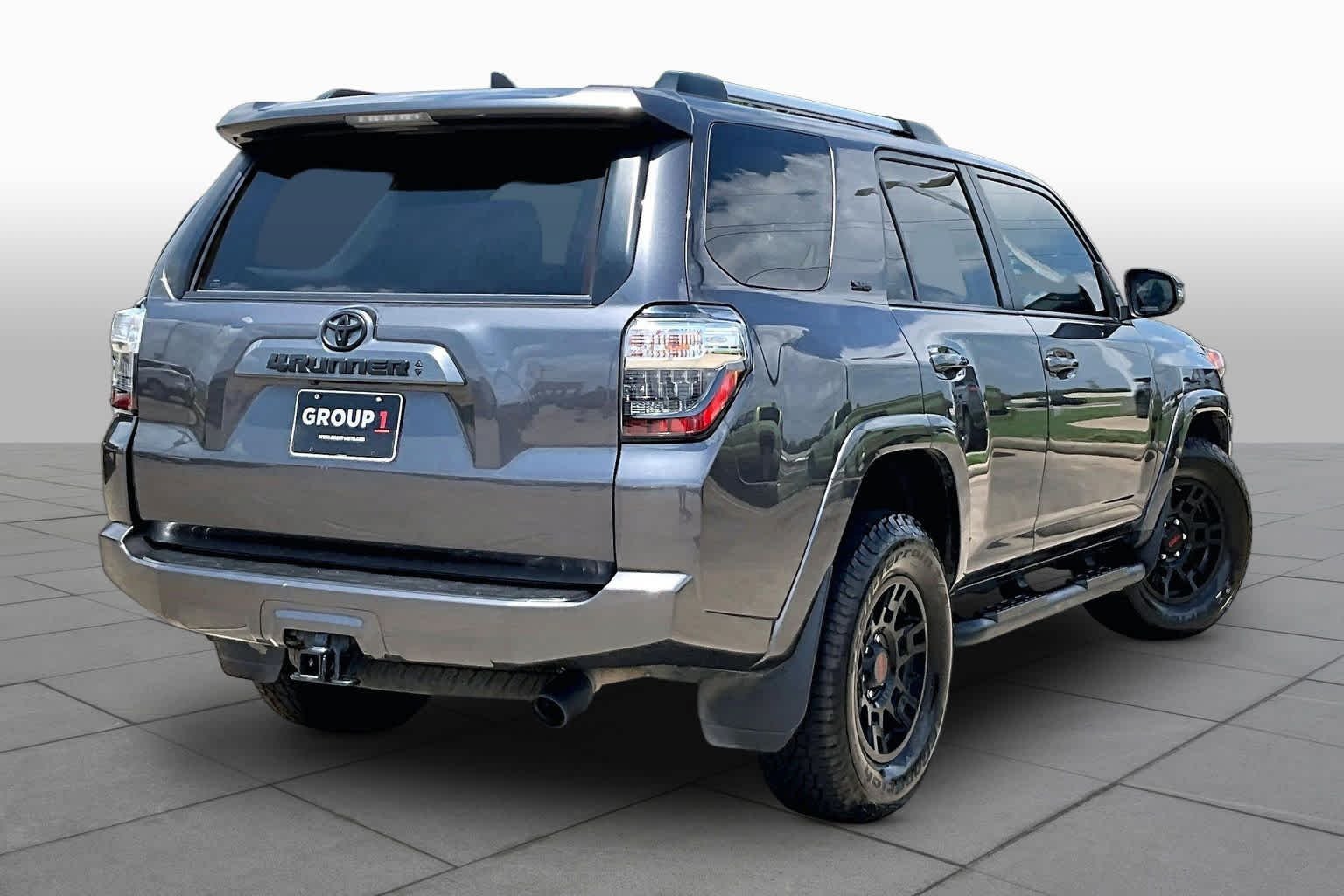 Used 2023 Magnetic Gray Metallic Toyota SR5 Premium image 13