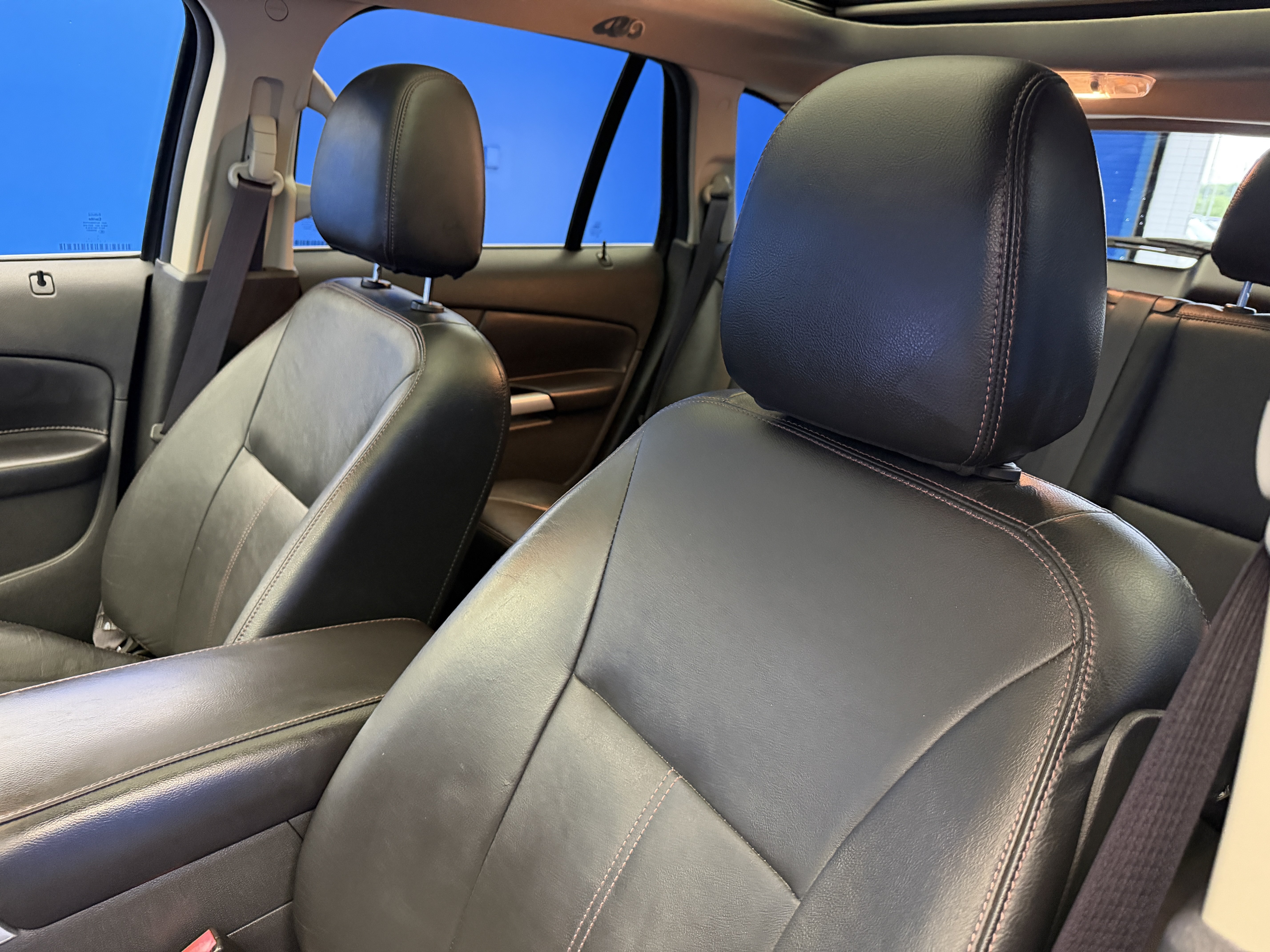 Used 2013 Tuxedo Black Metallic Ford Limited image 12
