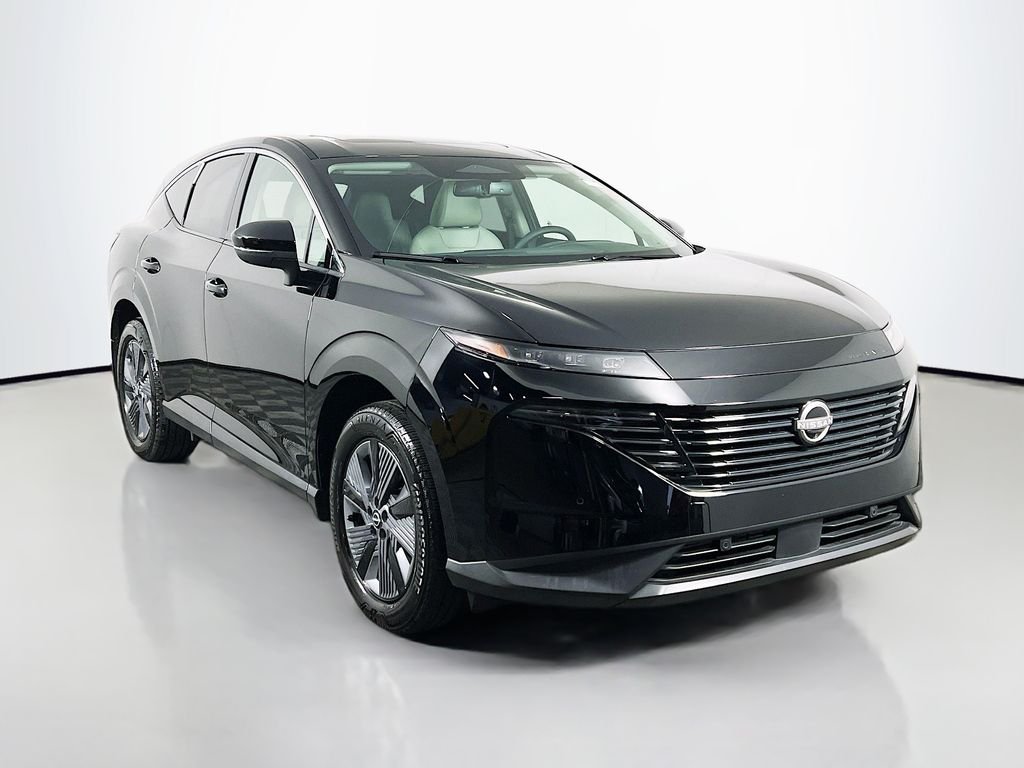 Used 2025 Super Black Nissan SL image 1