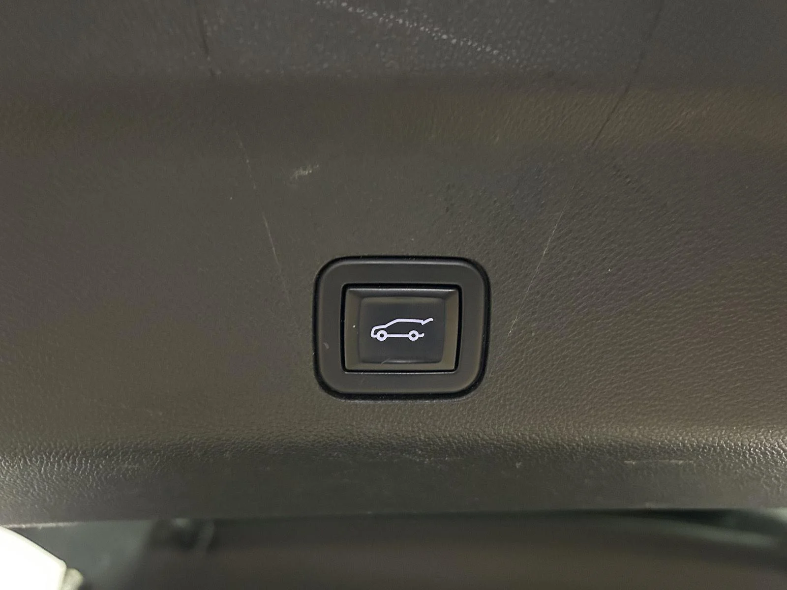 Used 2021 Shadow Gray Metallic Chevrolet RST image 9