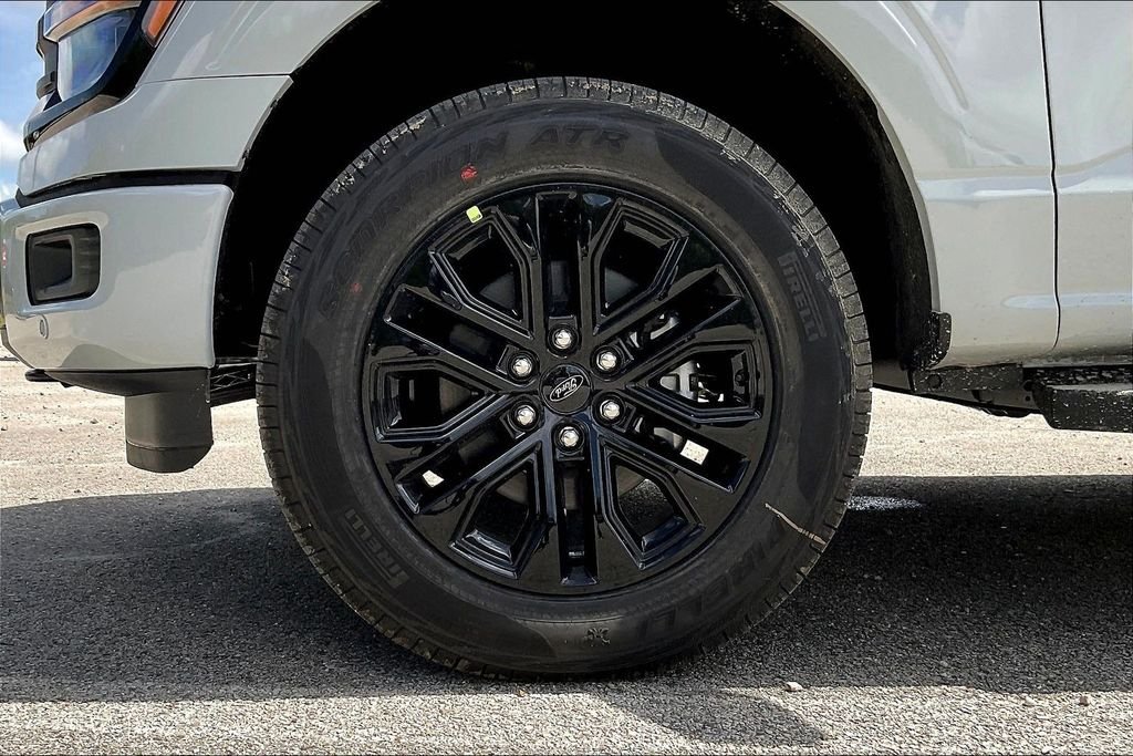 New 2026 Ford F-150 XLT 4D SuperCrew