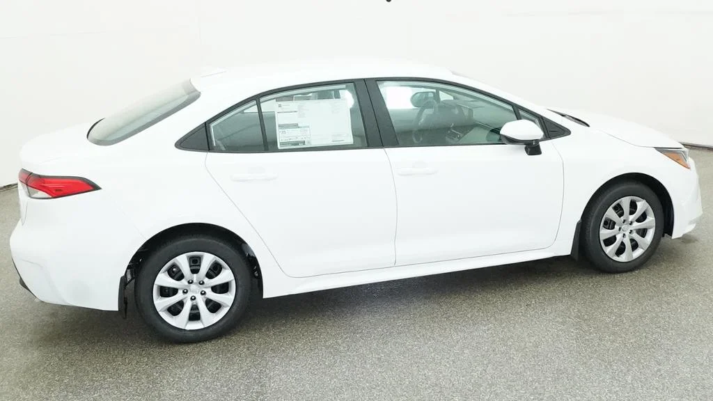 New 2027 Ice Cap Toyota LE image 16