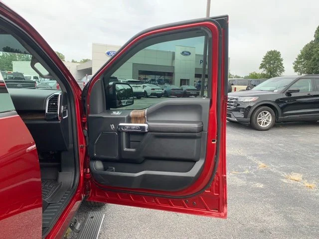 Used 2019 Ruby Red Metallic Tinted Clearcoat Ford Lariat image 15
