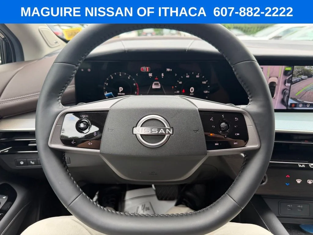 Used 2026 Black Nissan Platinum image 11