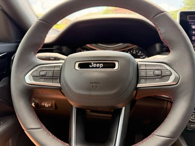 Used 2026 Silver Jeep Trailhawk image 14