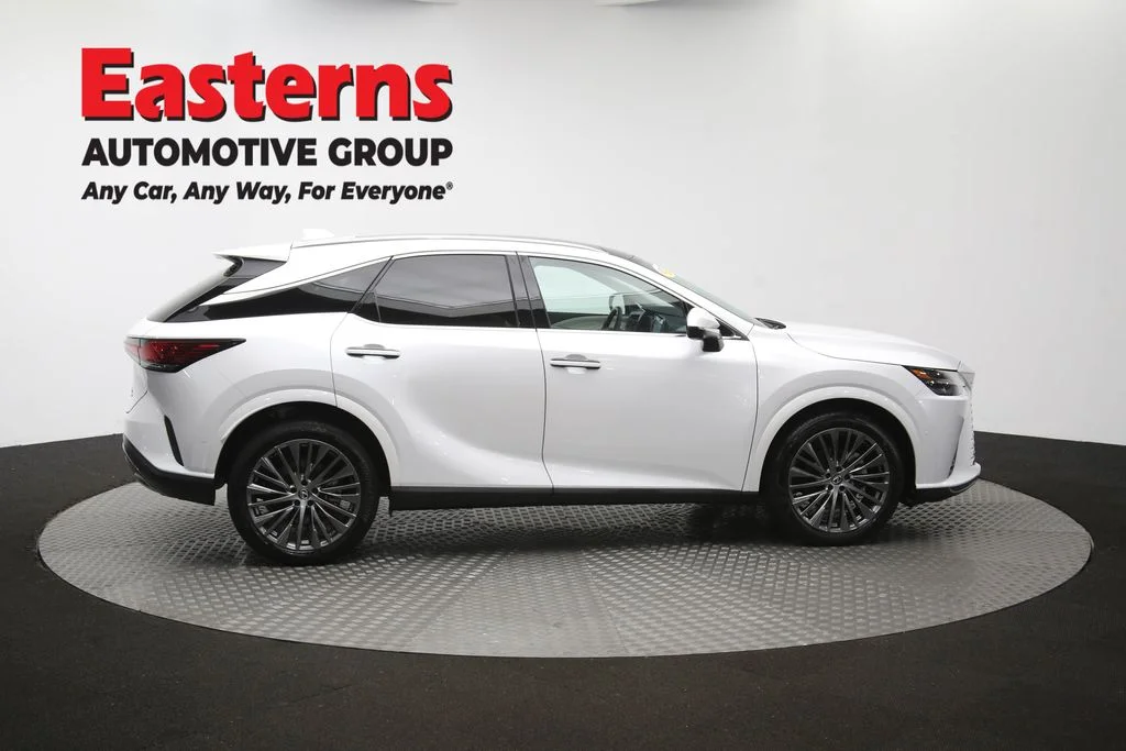 Used 2025 White Lexus 350 Luxury image 51