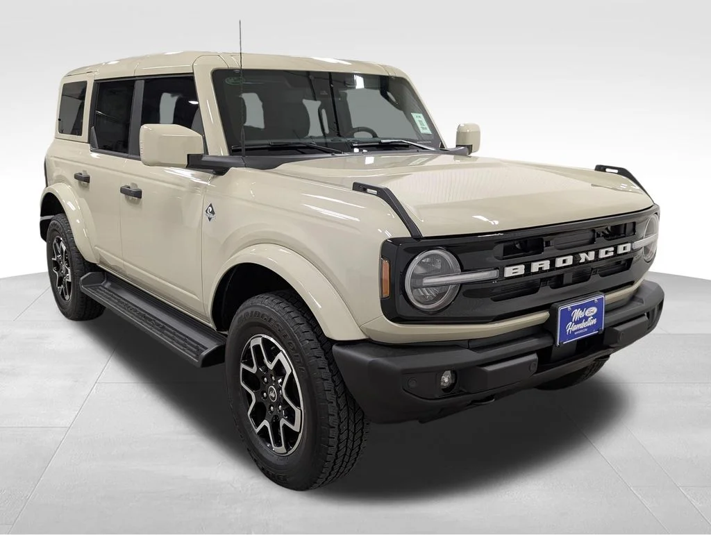 New 2026 Desert Sand Ford Outer Banks® image 20